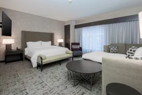 DoubleTree by Hilton Evansville - Chambre