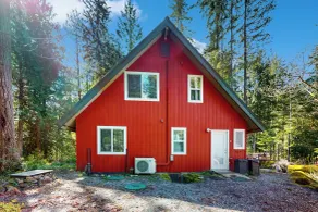 Wooded-view Decks: Family Cabin Retreat in Deming - Interiör