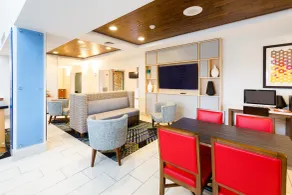 Holiday Inn Express & Suites Shelbyville by IHG - Restaurant