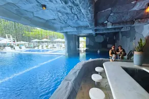 Kehalani Beach Resort by Cocotel - Piscina