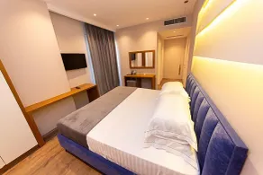 Light Hotel - Quarto