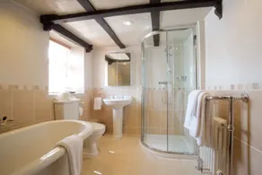 The Rock Inn - Bathroom