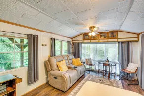 Hike, Swim, Ski & More: Pet-friendly Newland Home! - Interiör