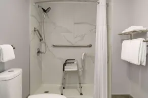 Super 8 by Wyndham Pearl/Jackson/East - Salle de bain