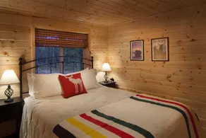 Reclusive Moose Cabins - Zimmer