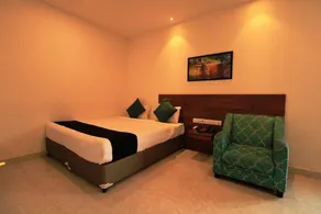 Arunaa Inn Airport Hotel, Chennai - Room
