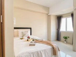 Simple Rest Studio (No Kitchen) At Lrt City Sentul - Royal Sentul Park Apartment - Habitación
