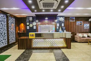 FabHotel Frolic - Réception