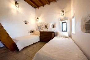Arapakis Historic Castle - Rom