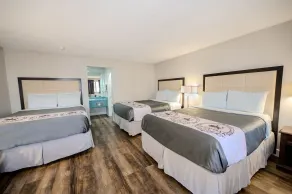RIVER OAK INN - Room