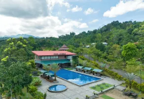 The Glamping at ARTOTEL Pelangi Park - Restaurant
