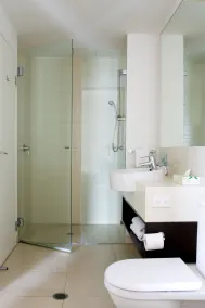 Cairns Private Apartments - Bathroom