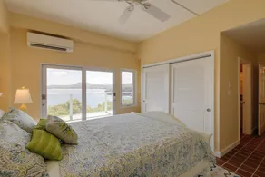 'Sea La Vie' - Waterfront St Thomas Escape w/ Pool - Interior