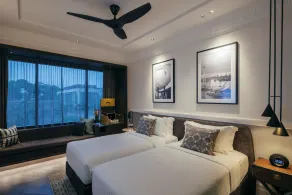 Grand Park City Hall - Room