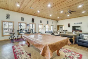 Boat Launch On-site: Lakefront Toledo Bend Getaway - Interior