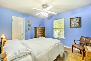 9 Mi to Belton Lake: Home w/ Large Yard Space! - Interior