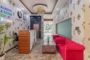 Treebo Arya Palace With Swimming Pool - Réception