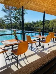 Bushbaby Valley Lodge - Restaurant