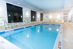 Hampton Inn by Hilton Lloydminster - Piscine
