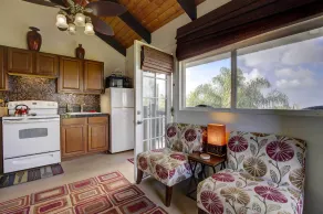 Charming Kailua-kona Apartment Near Hiking & Golf! - Interiör