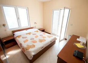 Hotel R - Room
