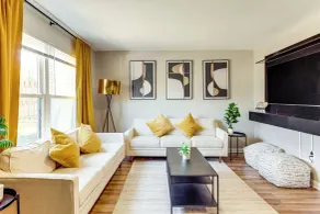 6 Mi to Downtown Cincy: Group-friendly Townhome! - Interior