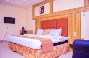 Owee Hotel Exclusive Apartments & Suites - Værelse