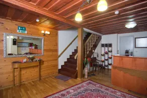 Belmondo Hotel - Réception
