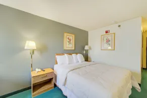 Capital O Amerihost Inn and Suites Mexico Hwy 54 MO - Zimmer