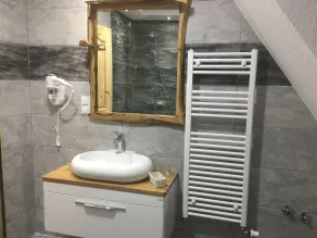 Rustic Inn River - Bathroom