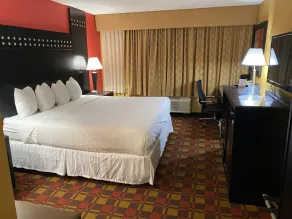 Ramada by Wyndham Rochelle Park Near Paramus - Chambre