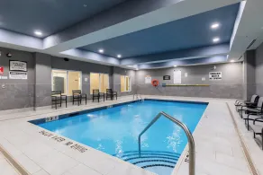 Staybridge Suites London by IHG - Piscine