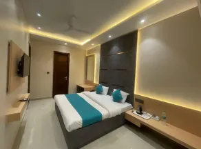 Moti Mahal Inn - Room