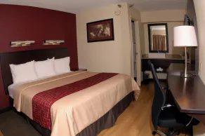 Red Roof Inn PLUS+ Philadelphia Airport - Camera