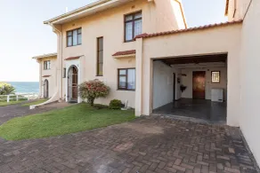 Port Edward Ocean View Duplex - Entrada interior