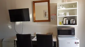88 Wallace Court Motel - Free Parking - Chambre