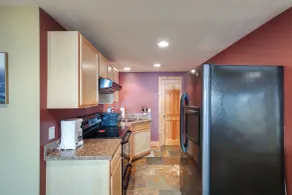 Waterfront Lake Champlain Home w\/ Hot Tub & Sauna! - Interior