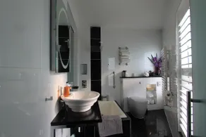 Tower Guest House - Baño