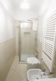 B&B Elles con parcheggio interno - Bathroom
