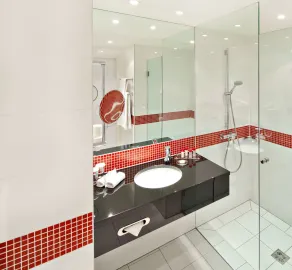 Vienna House Easy by Wyndham Katowice - Bathroom
