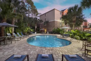 Homewood Suites by Hilton Jacksonville Deerwood Park - Pool