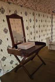 Divya Kumbh Retreat Powered By Blusalzz - Salle de bain