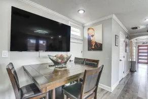 Walk to Harrisburg Blvd: East Downtown Houston Apt - Interior