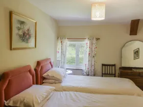 Riverbank - Habitación