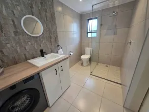 Tranquil 1-bedroom Apartment Near Gonubie Beach - Badrum