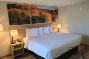 Days Inn by Wyndham Scottsboro AL - Zimmer