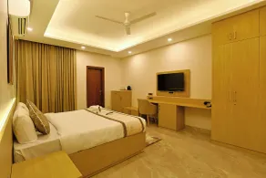 Millora Cyber Suites, DLF Phase 3 - Chambre