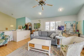 Private Beach Access! Lake Michigan Family Getaway - Innenbereich