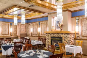 Ramada by Wyndham Thunder Bay Airlane Hotel - Restaurant