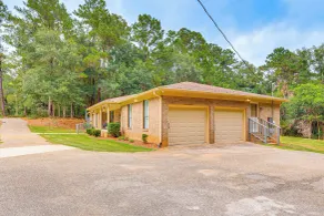 2 Mi to Bay + Beaches: Home w/ Gazebo in Daphne - Innvendig